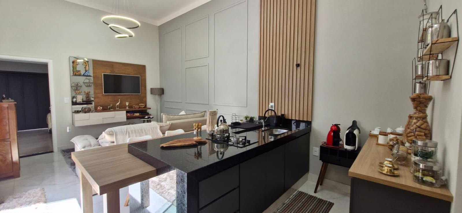 Casa de 3 quartos e 1 suíte à venda no Vila Aparecida, Franca-SP: 120m², 2 vagas, imperdível!